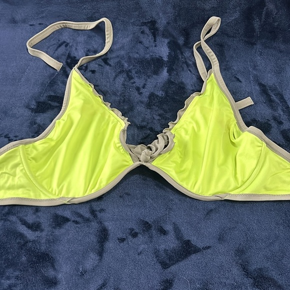 Light Green Victorias Secret Bathing Suit Top - Picture 2 of 4